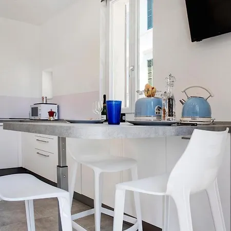 Labiena 12 Maggiore * Laveno-Mombello